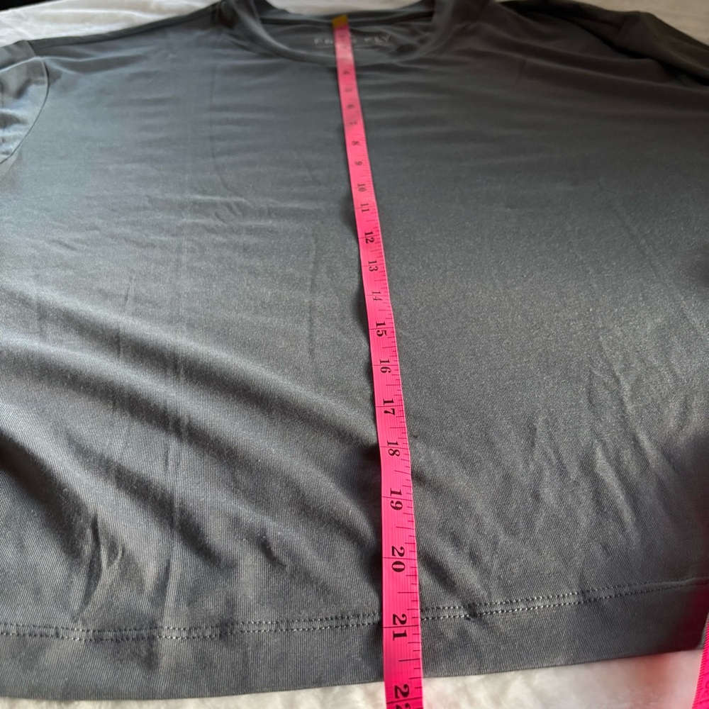 FREE FLY Women's Elevate Long Sleeve Tee Size L in Smoke Gray NWT - Picture 12 of 12